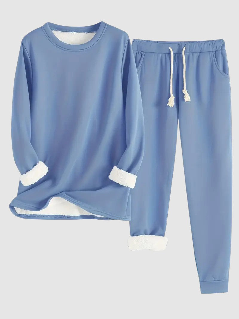 Карина | Удобен комплект за отдих