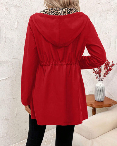 Обратим палто с качулка и леопардов принт